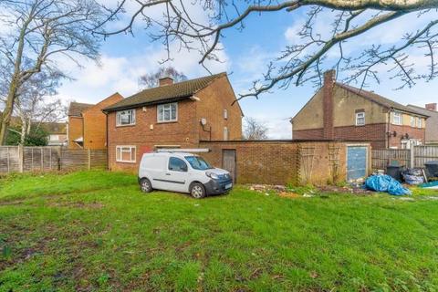 undefined, Arnhem Drive, New Addington, Croydon, CR0