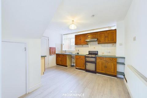 3 bedroom terraced house to rent, Larchwood Road, Exhall CV7
