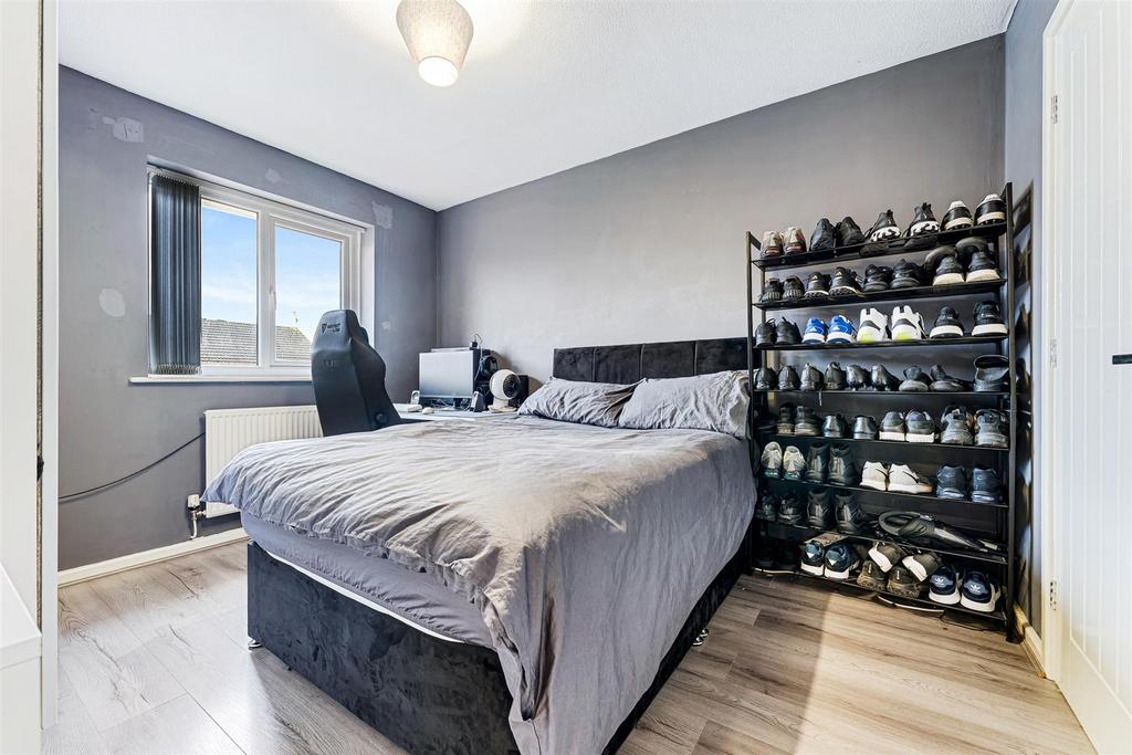 10 Newark Close11.jpg