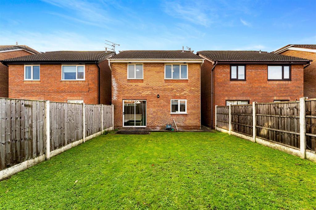 10 Newark Close35.jpg
