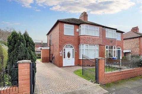 3 bedroom semi-detached house for sale, Elgin Drive, Sale
