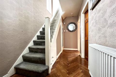 3 bedroom semi-detached house for sale, Elgin Drive, Sale