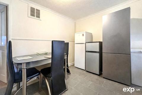 3 bedroom end of terrace house for sale, Reeves Croft, Milton Keynes MK12