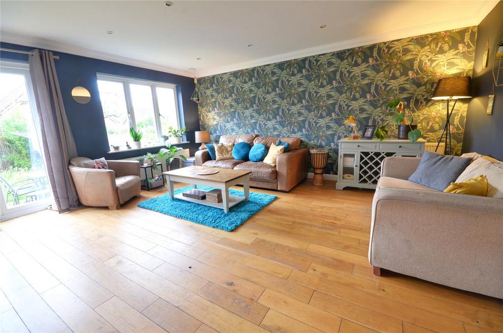 Living Room/Diner