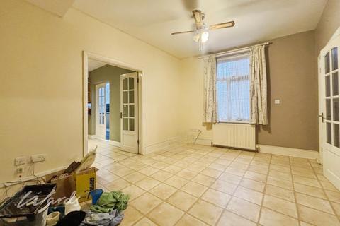 4 bedroom semi-detached house to rent, Pier Road Northfleet DA11