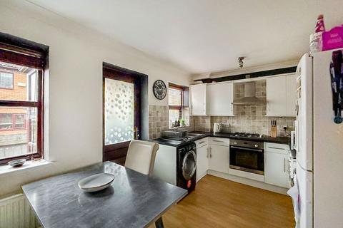 undefined, Poplar Close, Hull HU12