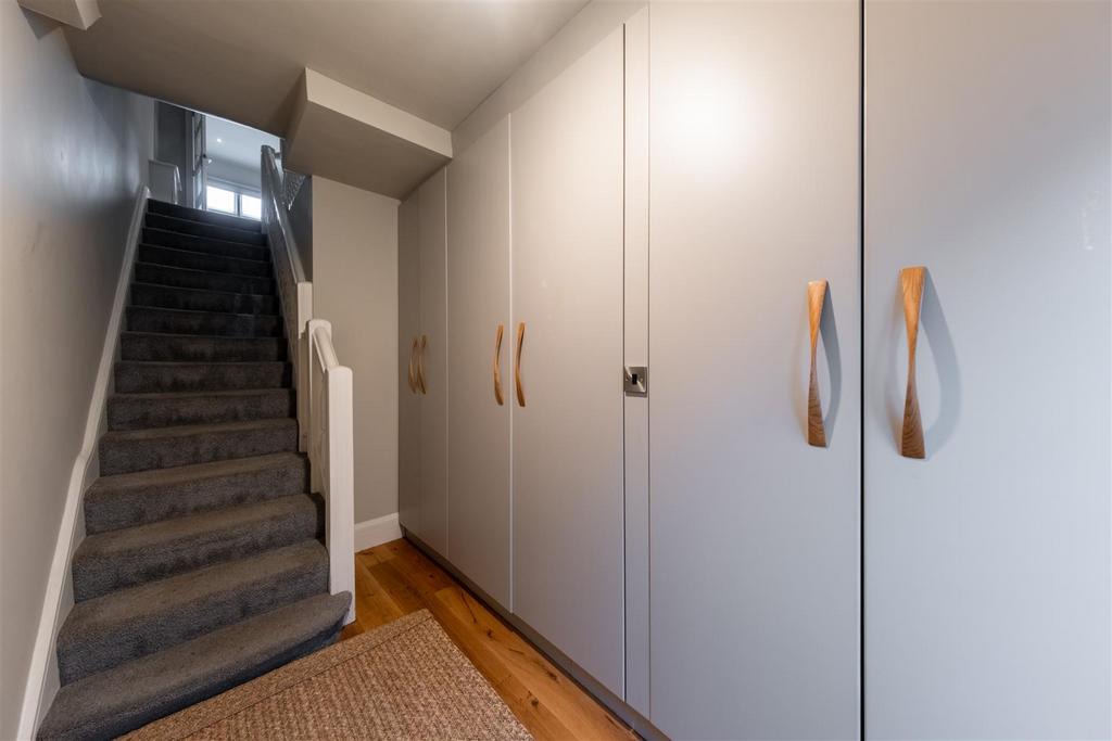 Flat 30- High Street-001.jpg