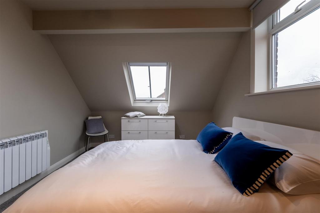 Flat 30- High Street-030.jpg