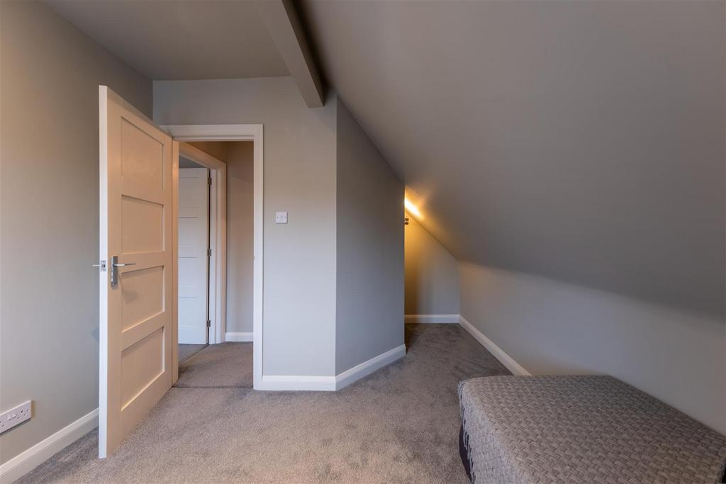 Flat 30- High Street-035.jpg