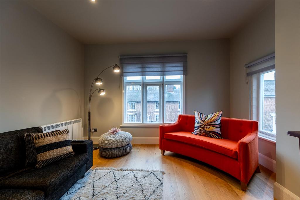 Flat 30- High Street-014.jpg