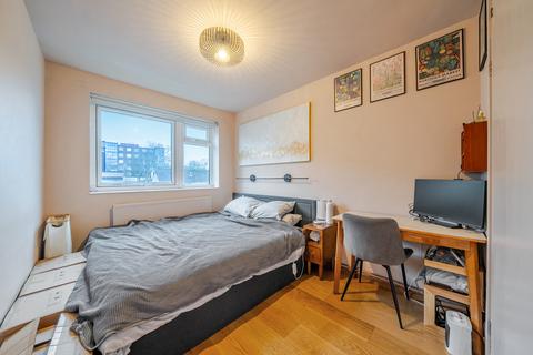 2 bedroom apartment for sale, St. Matthew's Road, London