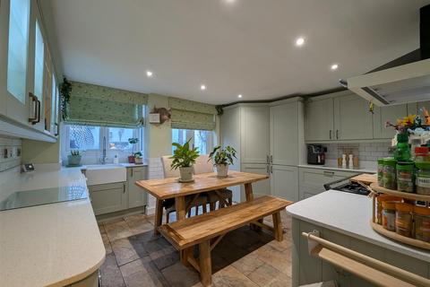 2 bedroom terraced house for sale, Crosby Street, Darlington