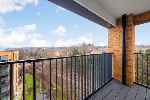 3 bedroom flat for sale, Dillon House