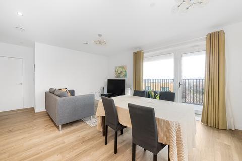 3 bedroom flat for sale, Dillon House