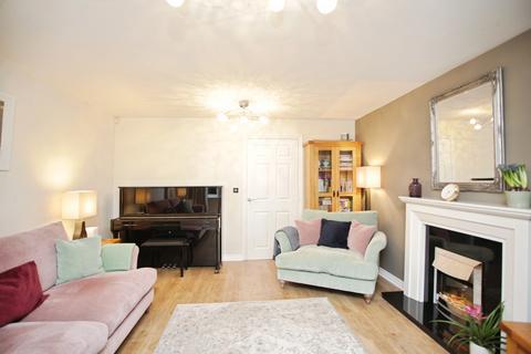 3 bedroom semi-detached house for sale, Wisteria Way, Nuneaton, CV10