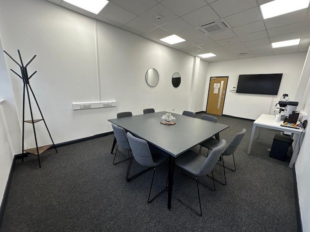 Meeting Room landscape.jpg