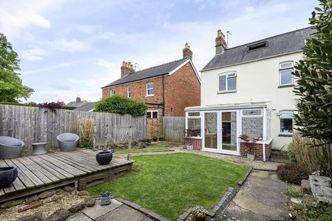 undefined, Kings Sutton,  Oxfordshire,  OX17