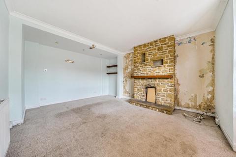 undefined, Kings Sutton,  Oxfordshire,  OX17