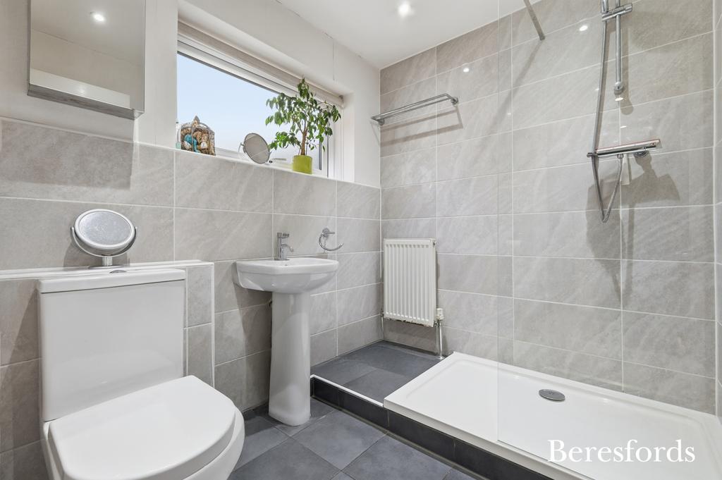 W/C/Shower Room