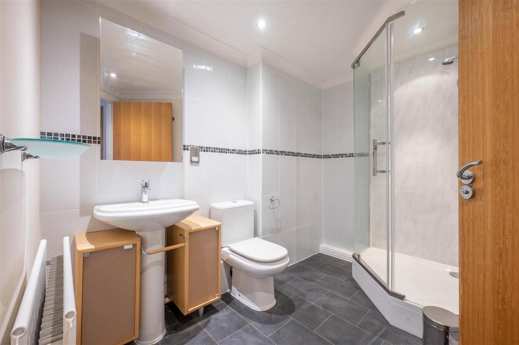 En Suite.jpg