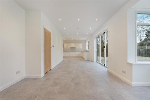 5 bedroom detached house for sale, Dorling Drive, Epsom