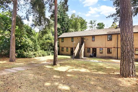 1 bedroom apartment for sale, Howorth Court, Blewburton Walk, BRACKNELL, RG12