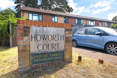 1 bedroom apartment for sale, Howorth Court, Blewburton Walk, BRACKNELL, RG12