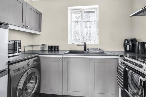 1 bedroom apartment for sale, Howorth Court, Blewburton Walk, BRACKNELL, RG12