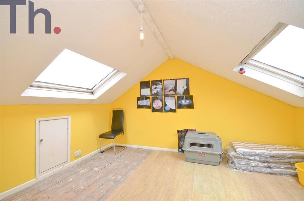 Loft Room.JPG