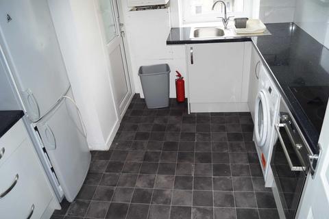 undefined, Bedford Avenue, Flat E, AB24