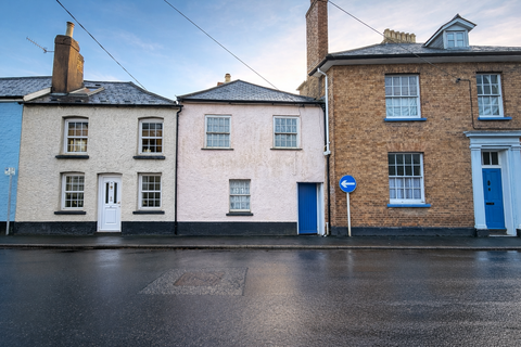 3 bedroom flat for sale, 31/31A Church Street, Tiverton, Devon EX16 5HX