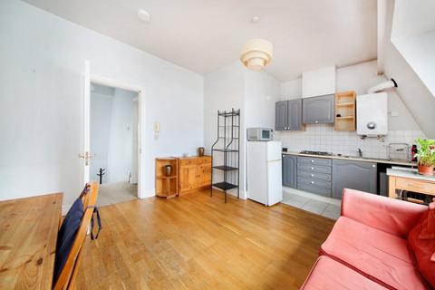 1 bedroom flat to rent, Upper Richmond Road West, East Sheen, London