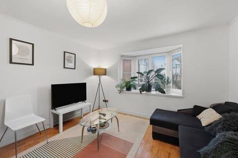 2 bedroom flat for sale, Bunning Way, Islington, London