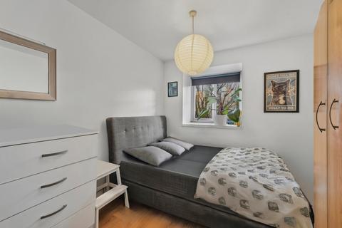 2 bedroom flat for sale, Bunning Way, Islington, London
