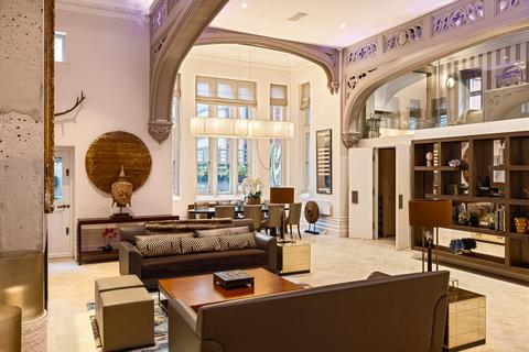 undefined, Rose Square, Fulham Road, London