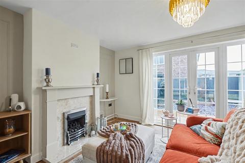 3 bedroom semi-detached house for sale, Harriett Street, Stapleford, Nottingham
