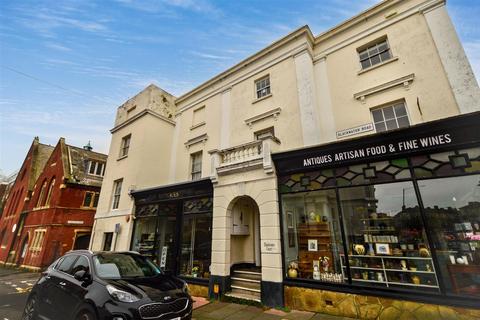 1 bedroom flat to rent, Cornfield Terrace, Eastbourne