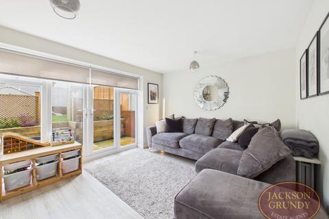 2 bedroom terraced house for sale, Roberts Road, Silverstone, NN12 8WF