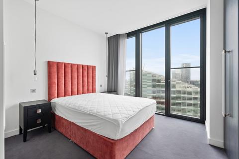 2 bedroom flat to rent, Crown Place, London