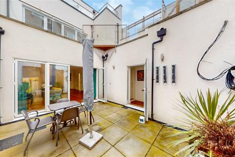 1 bedroom apartment for sale, Kentish Town Road, London, NW1