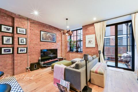 3 bedroom flat for sale, Casson Street, London E1