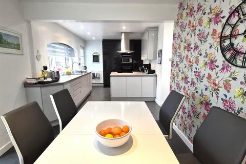 4 bedroom detached bungalow for sale, Mill Lane, Wrea Green