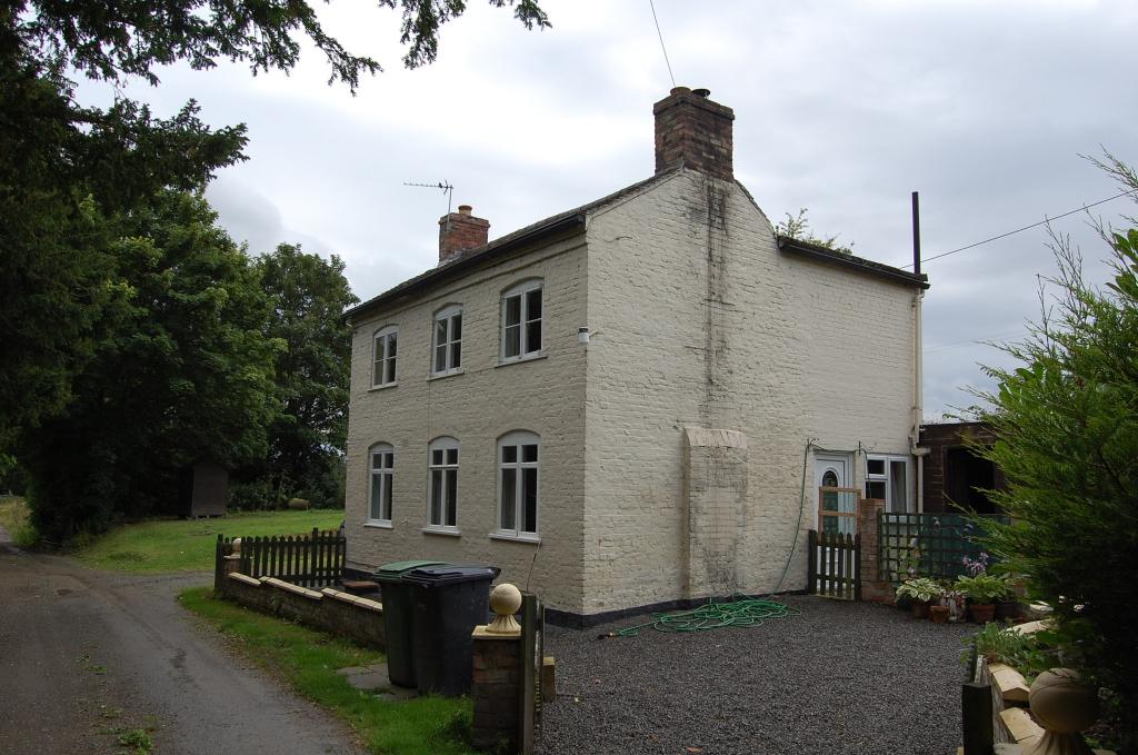 Gravel Hill, Berwick, Shrewsbury, Shropshire, SY4 2 bed cottage £590