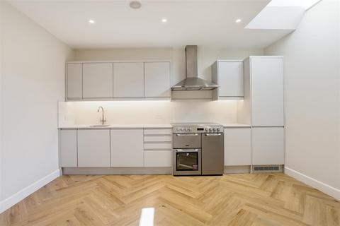 3 bedroom semi-detached house for sale, High Street, Ewell, Epsom