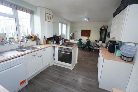 3 bedroom semi-detached house for sale, Bookerhill Road, High Wycombe HP12