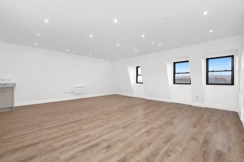 2 bedroom flat to rent, Warlters Road, London