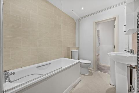 2 bedroom flat for sale, Ladbroke Grove, North Kensington, London
