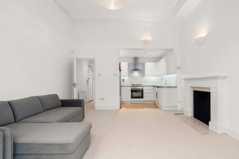 1 bedroom flat to rent, Castellain Road, London