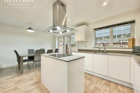 4 bedroom detached house for sale, Lower Limes, Worsbrough, Barnsley