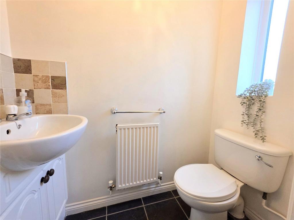 Ground Floor Wc
